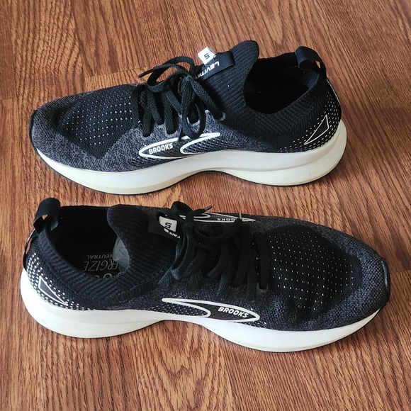 Brooks Black and White Levitate Sneakers - Picture 2 of 5